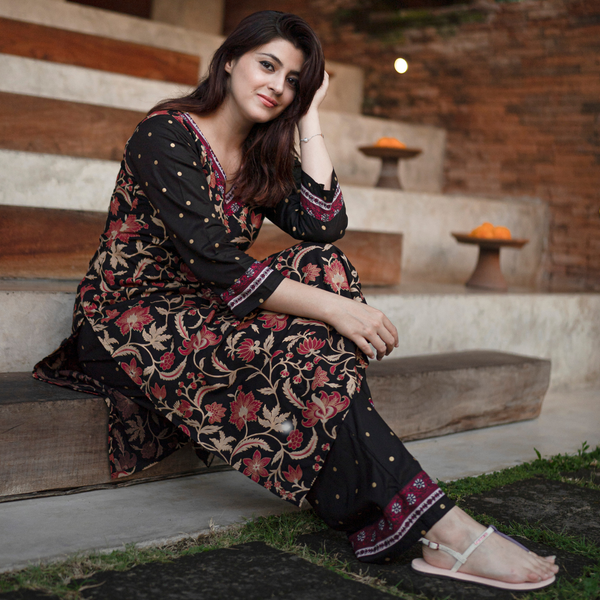 Black Floral Kurta and Pants Set