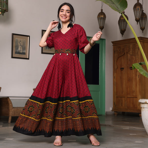 Sungudi-Nakshatra | Long gown design, New designer dresses, Long gown dress