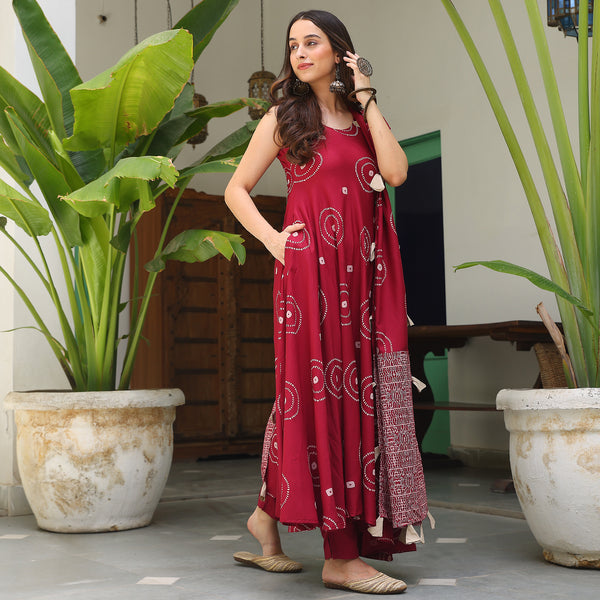 Maroon Bandhani Flared Kurta Pant Dupatta Set With Tassels Detailing