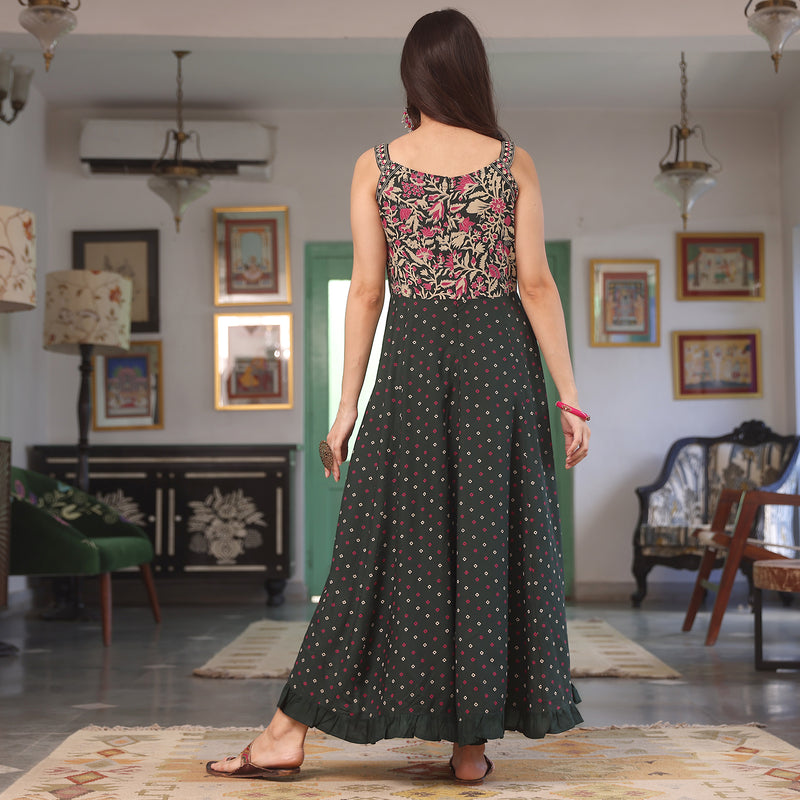 Emerald Green Floral Jaal Tiered Kurta with Dupatta