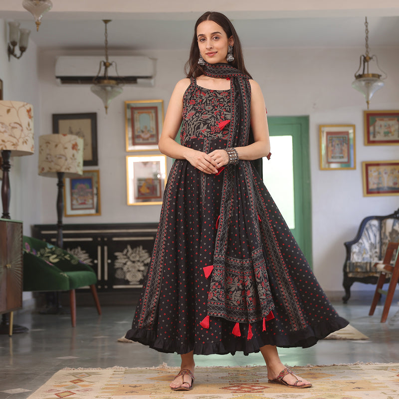 Black Floral Jaal Tiered Kurta with Dupatta