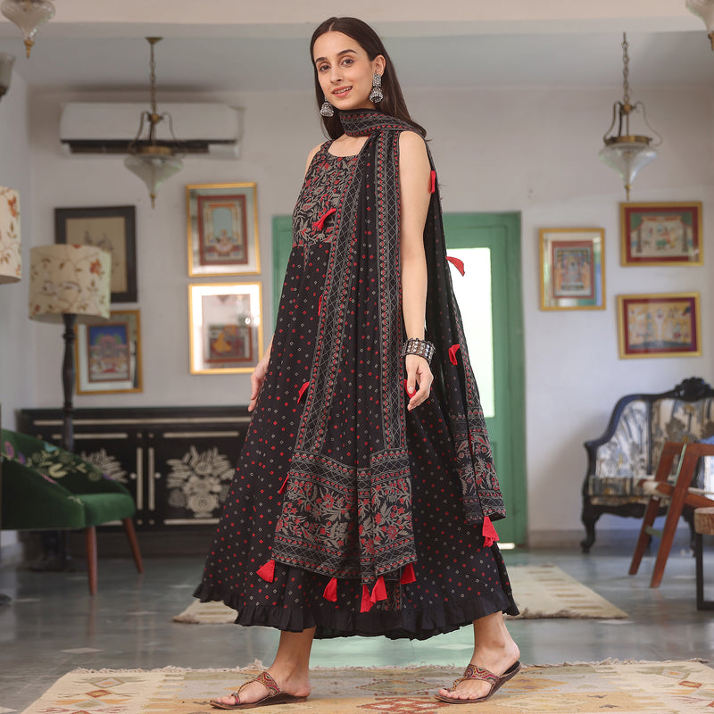 Black Floral Jaal Tiered Kurta with Dupatta