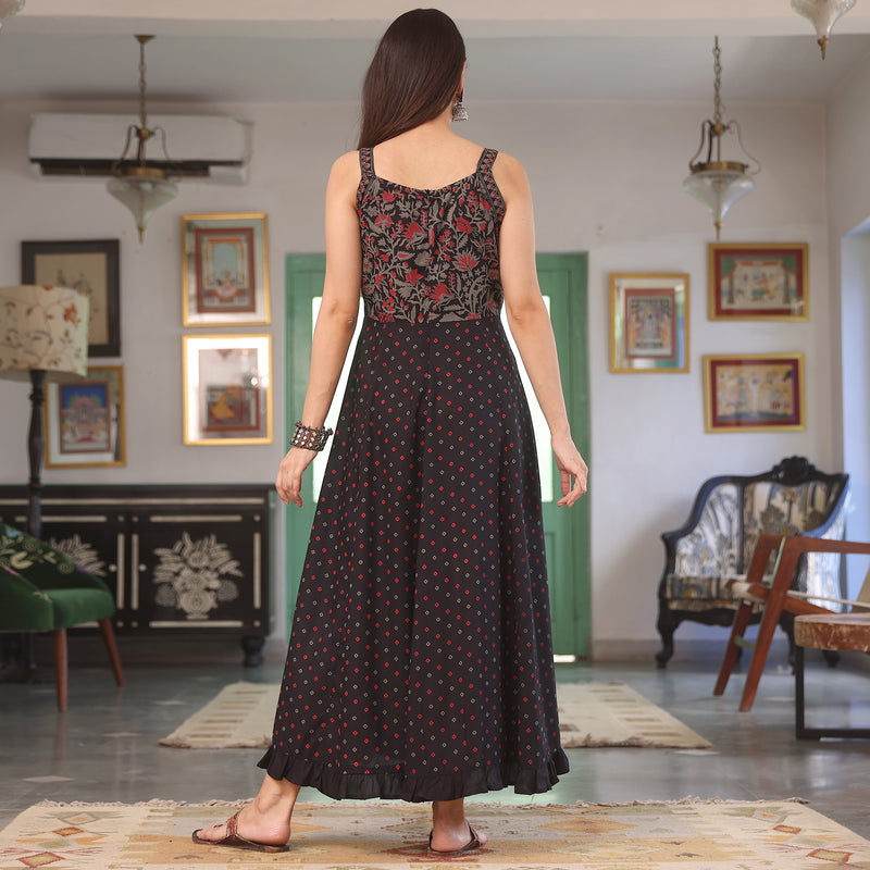 Black Floral Jaal Tiered Kurta with Dupatta