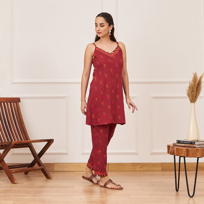 Maroon Printed Tunic and Pant Set with Black Tiered Long Shrug and Belt