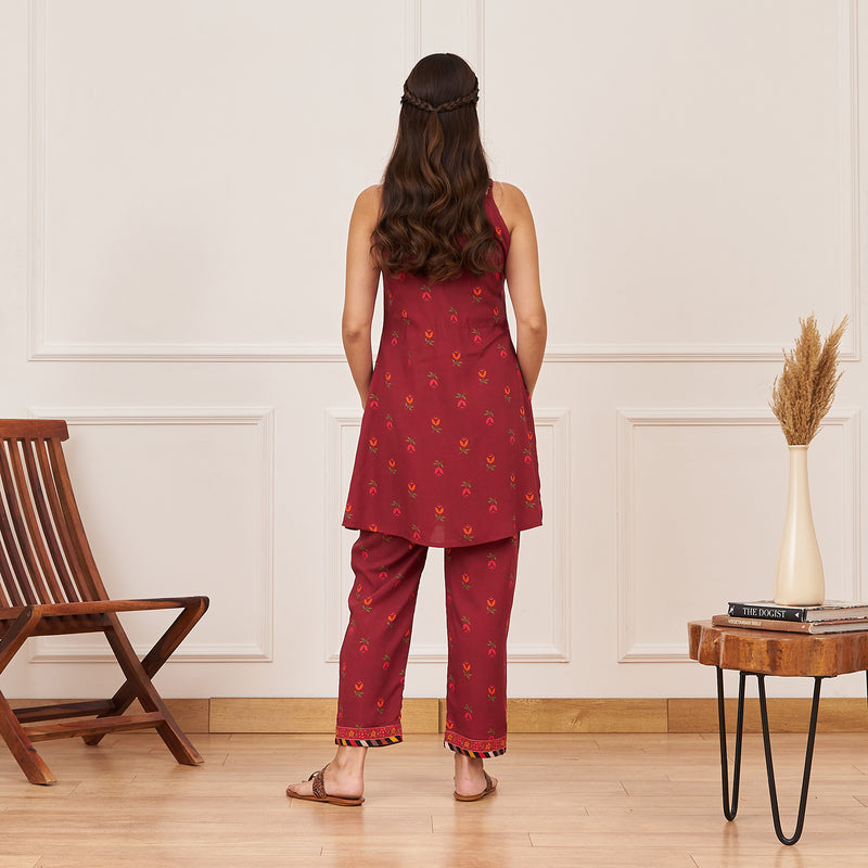 Maroon Printed Tunic and Pant Set with Black Tiered Long Shrug and Belt