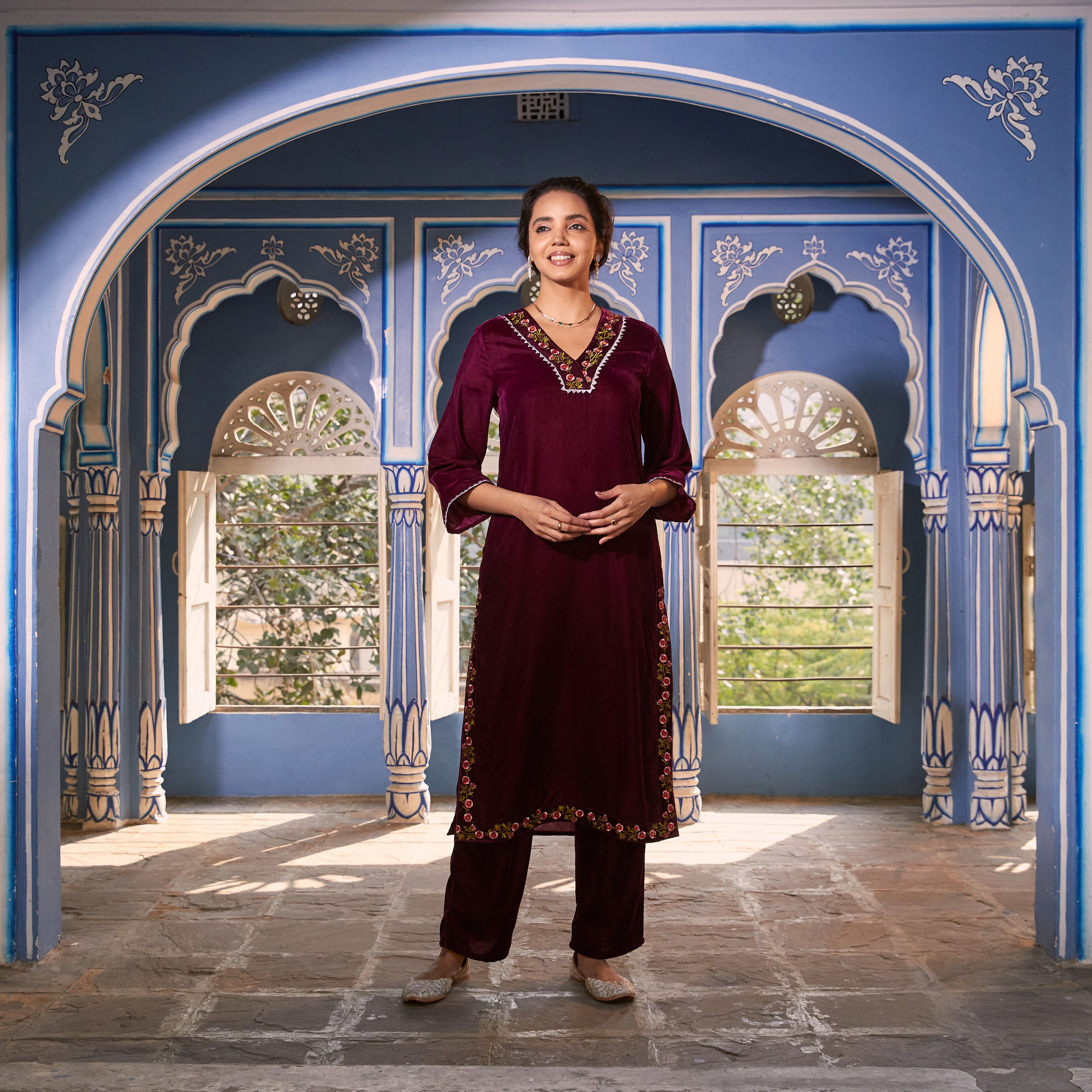Magenta Velvet Floral V Neck Embroidered Kurta