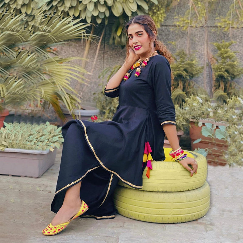 dhoti peplum dress G3+ - Pink Georgette Peplum Style Dhoti Suit Price : INR 5595 Product Code : G3-WSS31241 Shop Online : https://bit.ly/3gNX1K2