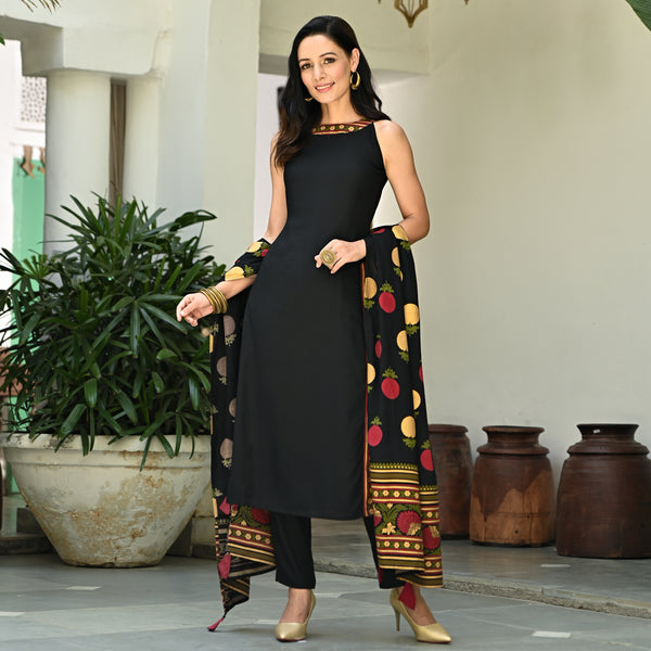 Black Halter Neck Kurta Pant Dupatta Set With Side Tie up Detail