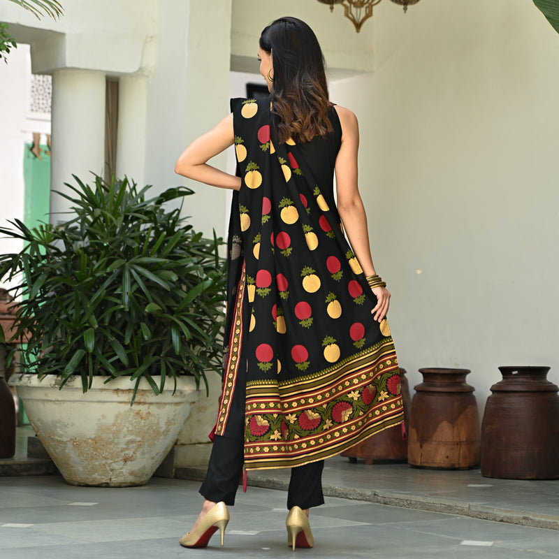 Black Halter Neck Kurta Pant Dupatta Set With Side Tie up Detail