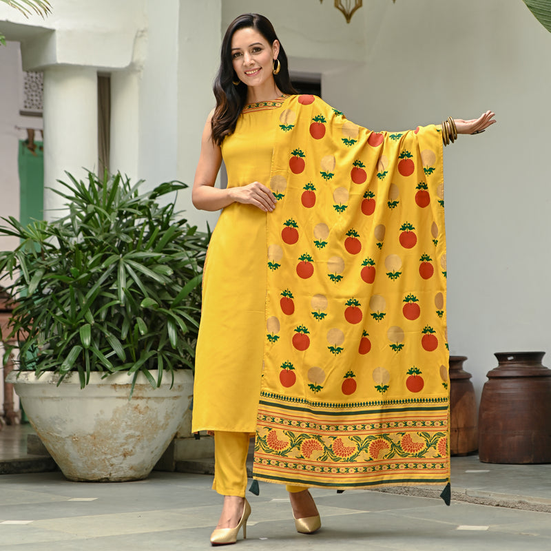 Yellow Halter Neck Kurta Pant Dupatta Set With Side Tie up Detail