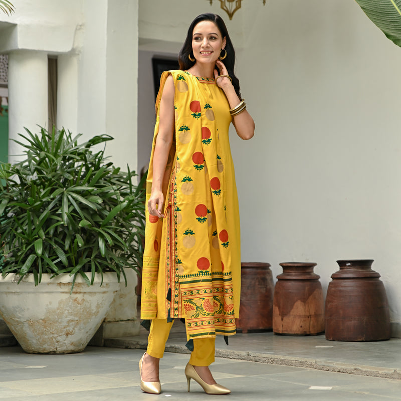 Yellow Halter Neck Kurta Pant Dupatta Set With Side Tie up Detail