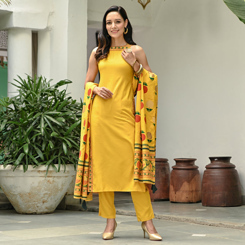 Yellow Halter Neck Kurta Pant Dupatta Set With Side Tie up Detail