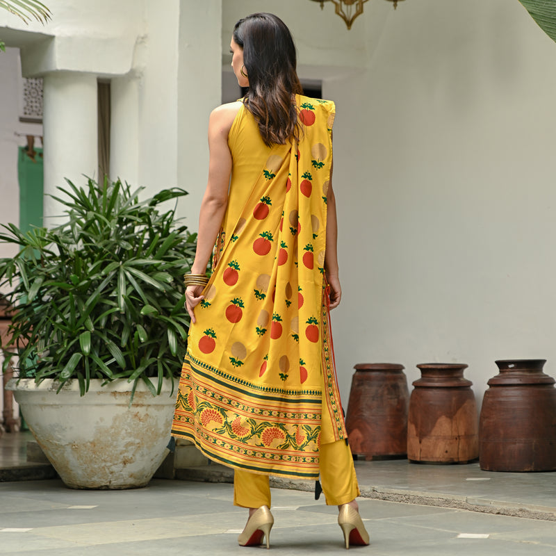 Yellow Halter Neck Kurta Pant Dupatta Set With Side Tie up Detail