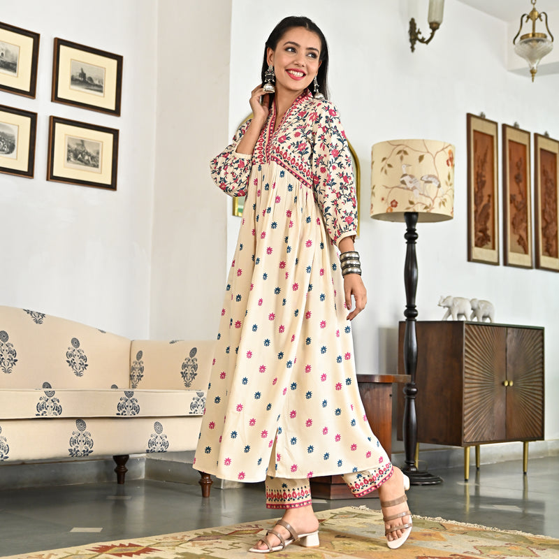 Snow White V Neck Gathered Kurta Pant Set