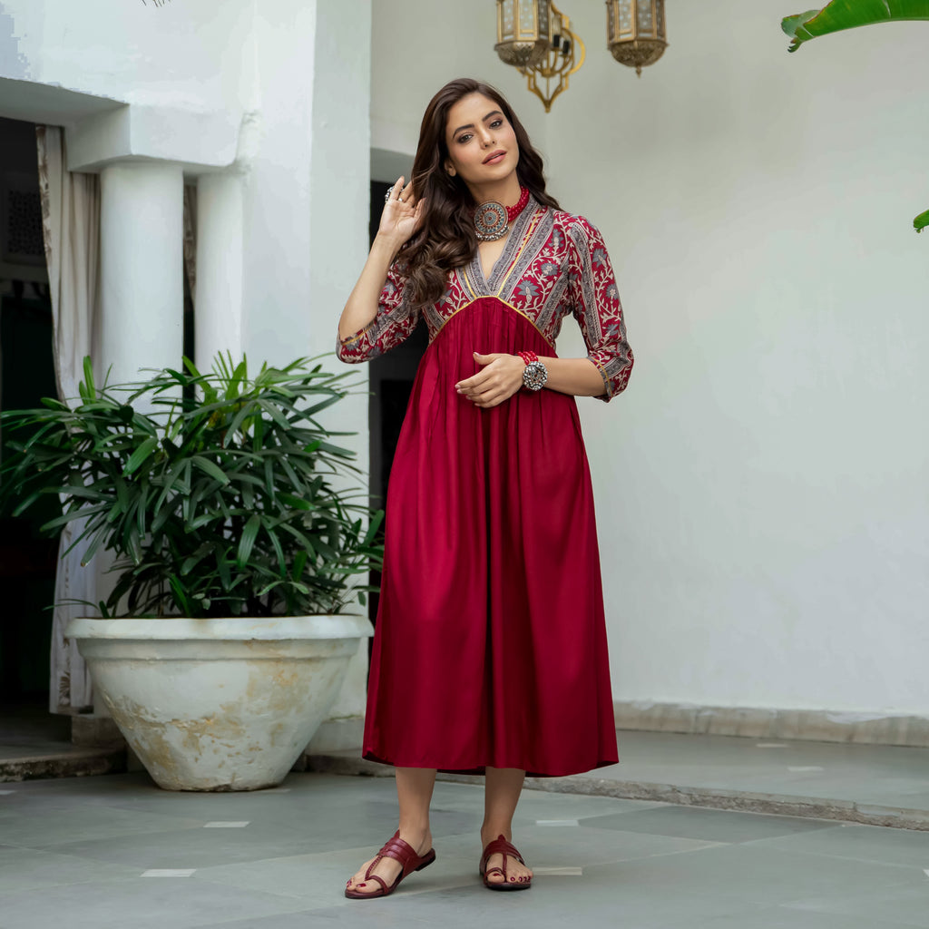10 Interesting Kurti Front Neck Designs to Brighten up Your Look And a  Look at How the Kurti Evolved Into the Beloved Garment it is Today 2020